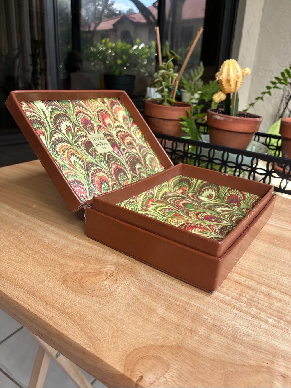 Vintage Dooney & Bourke Tan Leather Jewelry Box Marbled Feather Lining